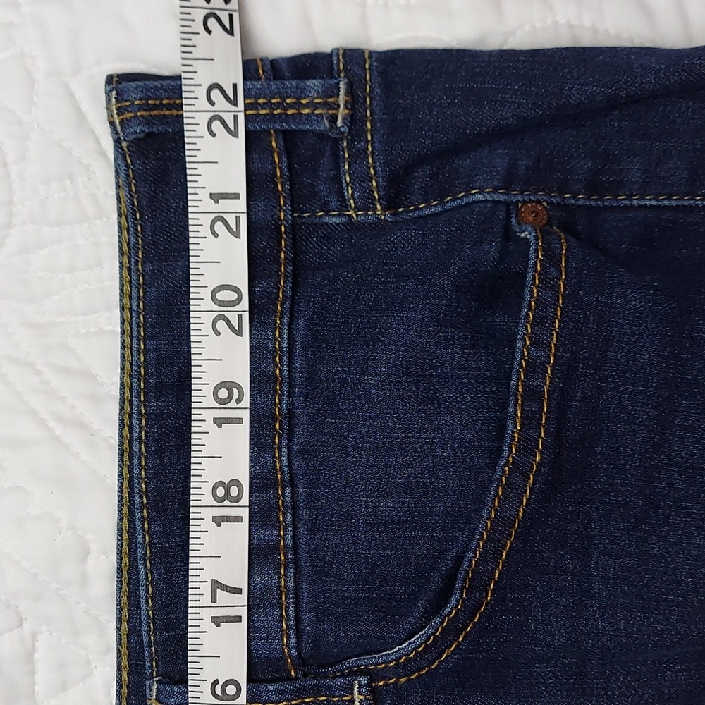Arizona Jean Company Stretchy Boot Cut Flared Jeans, Size 24 Juniors, Like New - Picture 6 of 9